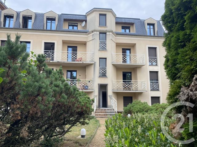 Appartement F5 à vendre - 5 pièces - 145,32 m2 - Chartres - 28 - CENTRE